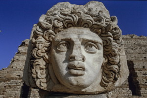 Leptis Magna, Gorgone  del foro Severiano