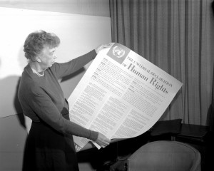 Mrs.-Eleanor-Roosevelt-of-the-United-States-holding-a-Declaration-of-Human-Rights-poster-1-November-1949-ph.-UN-NewsMedia-