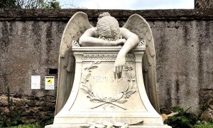 angelo-del-dolore-cimitero-acattolico