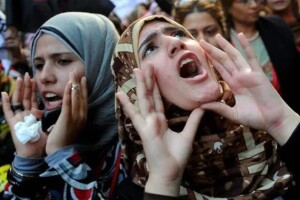 Il Cairo, proteste del movimento femminile