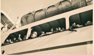 15 aprile 1959, porto di Tunisi, la partenza