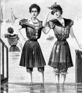 Fig. 12 Costumi balneari femminili nella belle époque