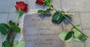 Pietra d'inciampo al Liceo Cutelli di Catania in memoria del prof. Carmelo Salanitro