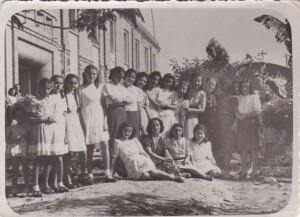 Studentesse ad Asmara, 1942 (Collezione Pasquale Santoro)