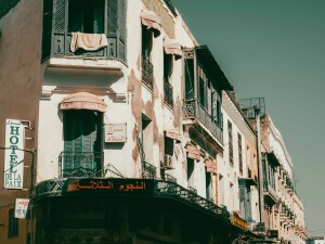 Il vecchio Hotel de la Paix in Rue Al Jazira (Ph. Davide Renda)