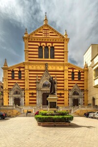 La Chiesa di San Giuseppe nel quartiere di Downtown, realizzata dall'architetto Aristide Leonori nel 1909. Foto di Ahmed Yousry Mahfouz.