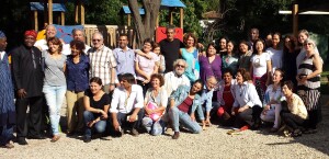 Il gruppo del !Forum per l’0intercultura” insieme alla coordinatrice Lidia Pittau nel 2015.