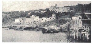 Fig. 8 Massa, Marina della Lobra, Stabilimenti balneari, Fontanelle, 1930 (Ruocco, 2000:178).