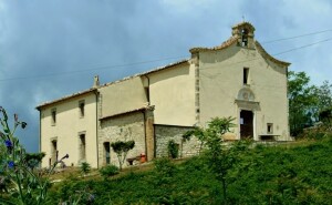 Il santuario della Madonna delle Rose. Foto Antonio Piccoli